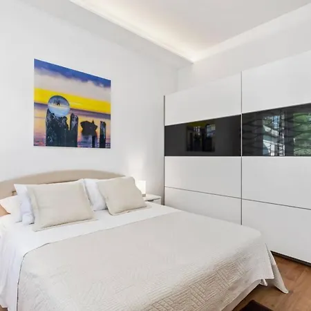 וילה Holiday House With Swimming Pool *