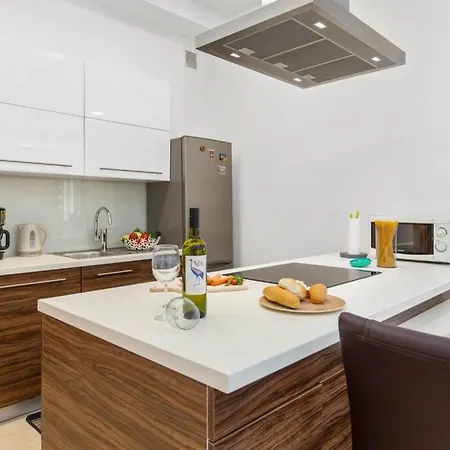 Holiday House With Swimming Pool * Viskovo
