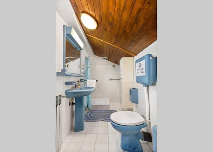 Holiday House With Swimming Pool Viskovo