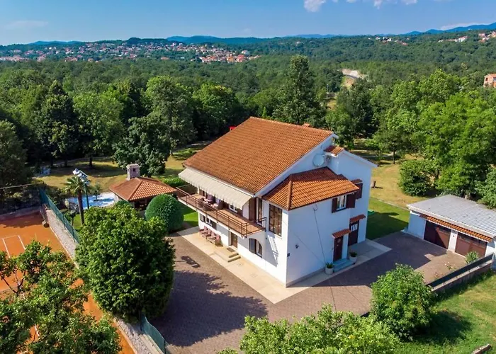 Holiday House With Swimming Pool * Viskovo